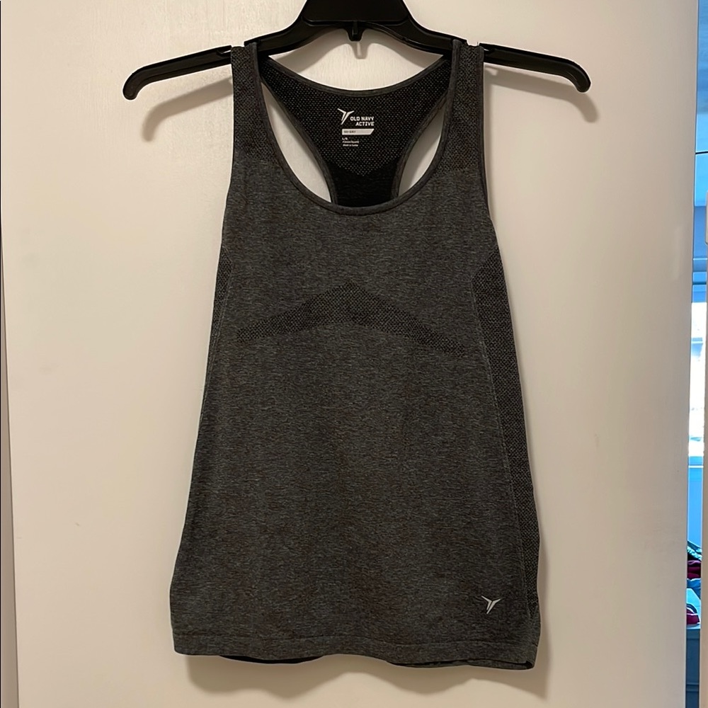 Old Navy Active Women's Athletic Top